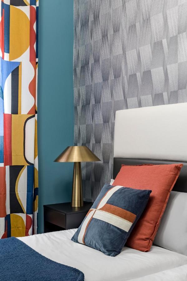 Beautiful Room In Heart Of Madrid Exterior foto