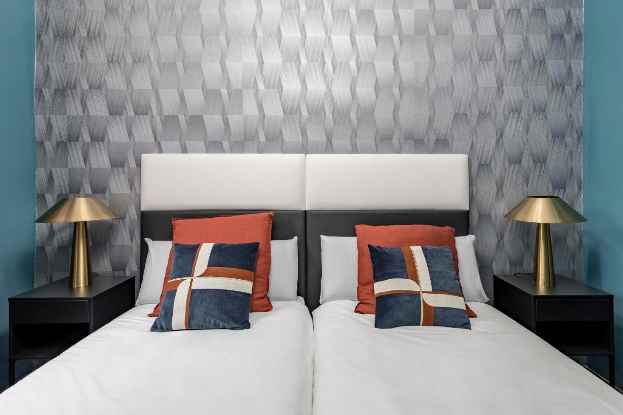 Beautiful Room In Heart Of Madrid Exterior foto